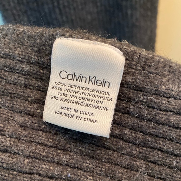 Calvin Klein Scarf - Picture 5 of 5